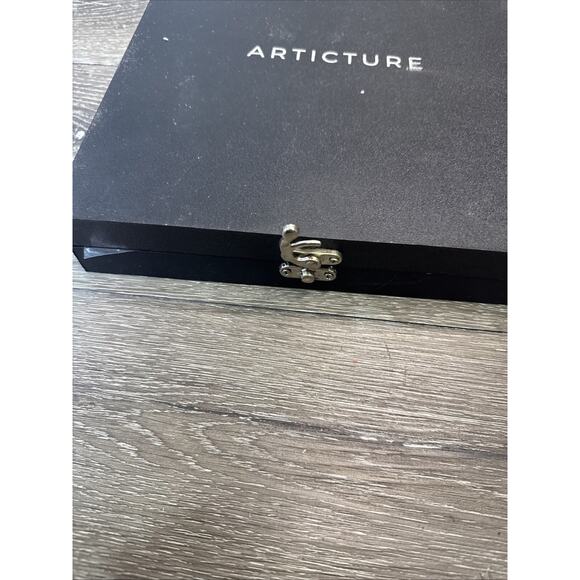 ARTICTURE 16 Piece Gold And Black Tone Modern Design FLATWARE SET - Picture 7 of 10